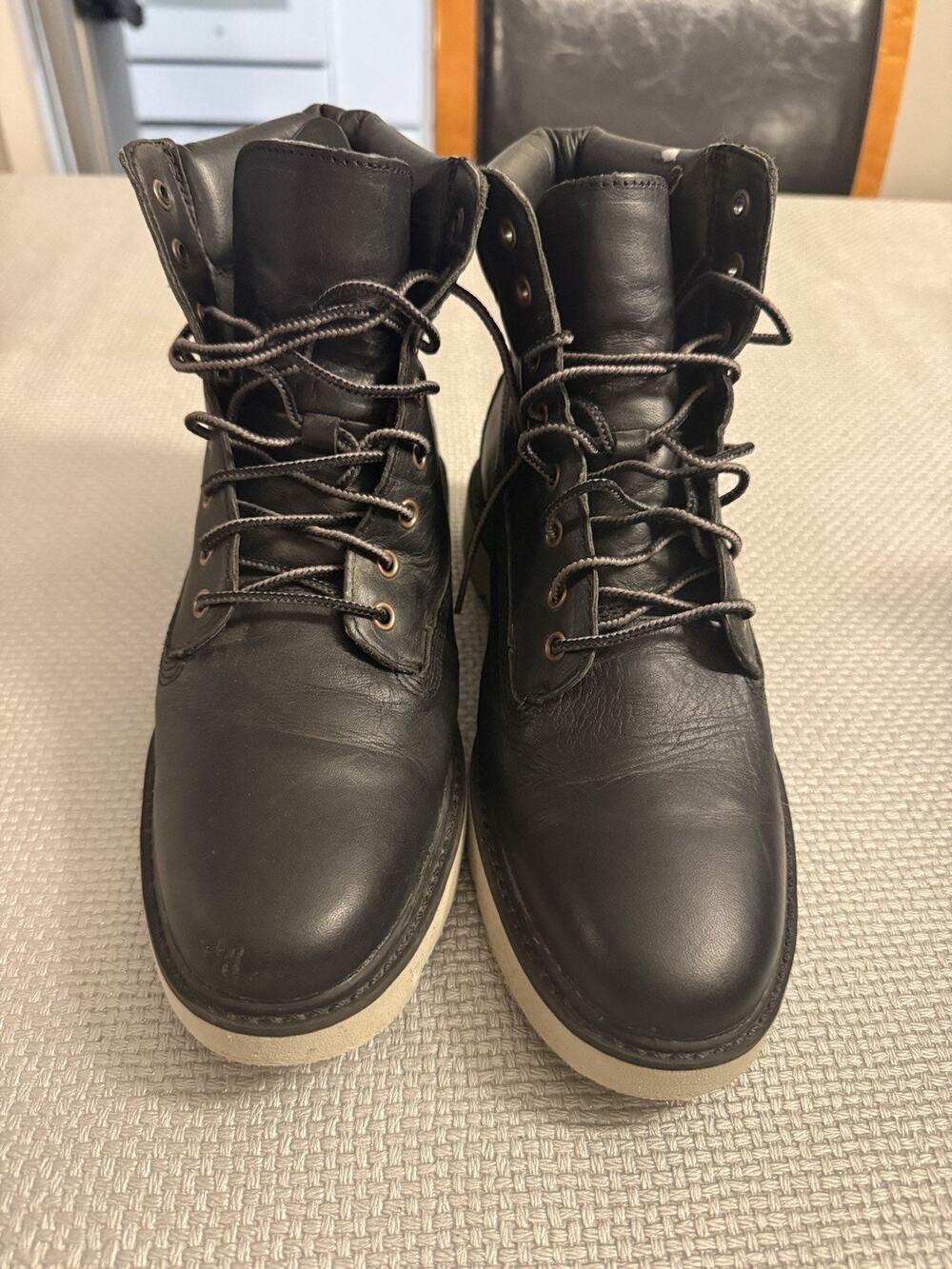 Timberland Size 9 Black Leather Lace Up Ankle Fashion Boots Bootie